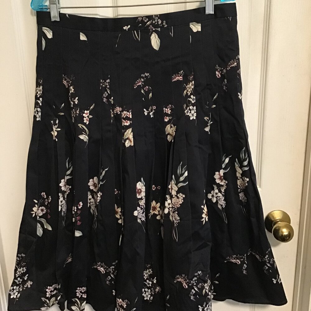 Antonio Melanie Blaine Navy Blue Pleated Floral Midi Skirt Womens Size 12